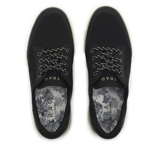 Copacetiq Black sneaker style smart shoes with Q-Chip™ technology. COP-5001_S5