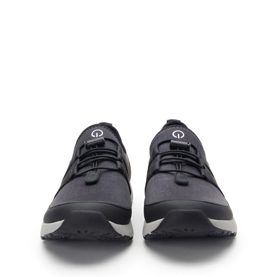 Cynch Pavement lace up smart shoes with Q-Chip™ technology. CYN-M7031_S7