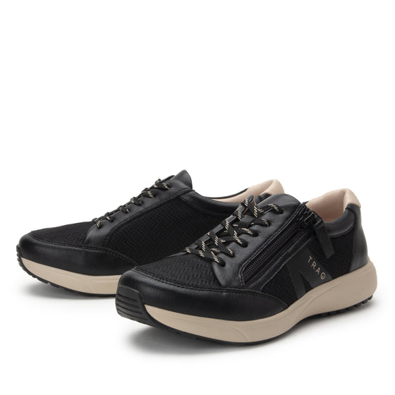 Eazee laceup smart shoes with easy side zipper and Q-Chip™ technology on Q-sport walker 2 outsole. EAZ-5001-S3