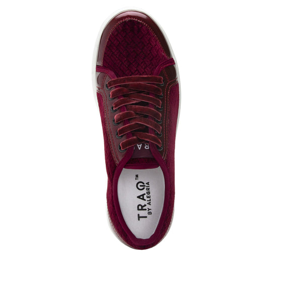 Lyriq Wine Velvet lace-up smart shoes with Q-Chip™ technology. LYR-5609_S4