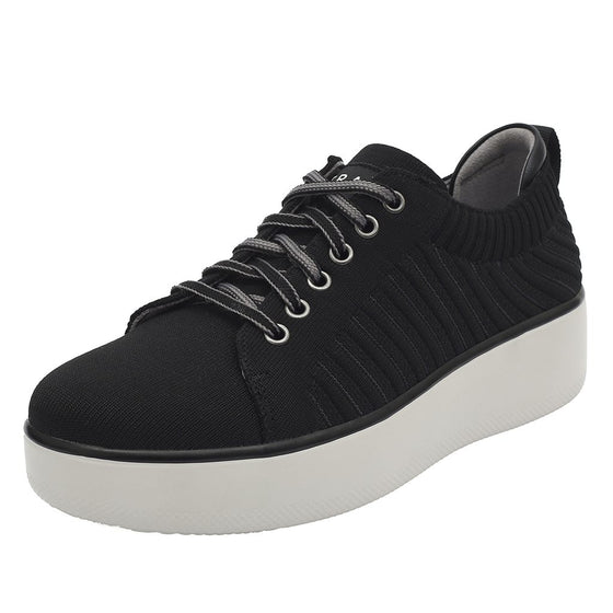 Magiq Black lace-up smart shoes with Q-chip technology. MAG-5001_S1