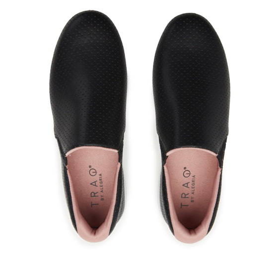 On-Q slip on style smart shoes with Q-Chip™ technology. ONQ-5003_S5