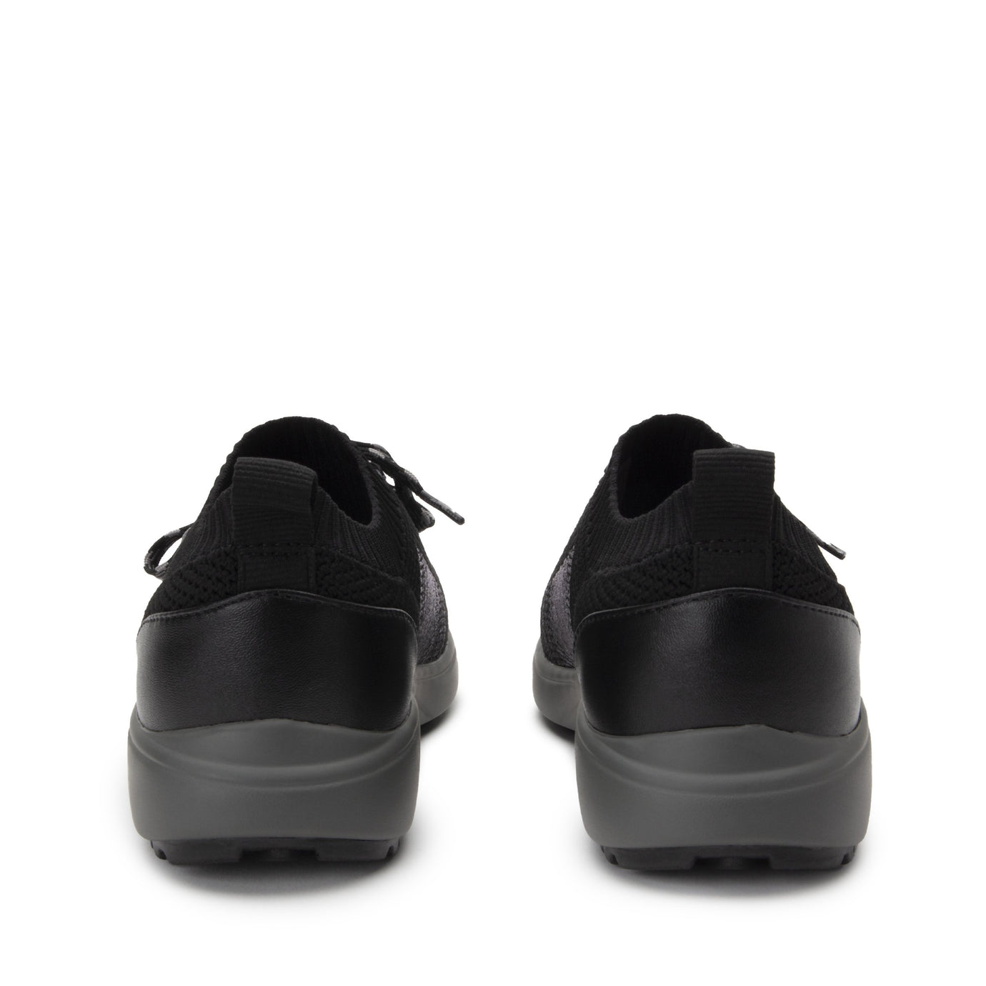 Peaq Pavement Smart Sneaker – TRAQ by Alegria