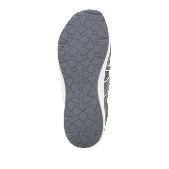 Qarma Grey smart shoes with Q-Chip™ technology. QAR-5095_S5