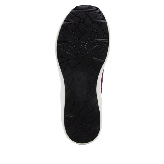 Qest Multiplex Magenta lace-up smart shoes with Q-Chip™ technology. QES-5650_S5