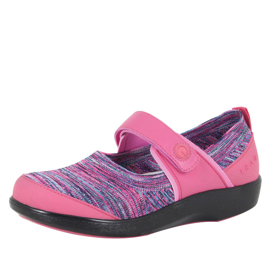 Qutie Pink smart slip on shoes with Q-Chip™ technology. QUT-5690_S1