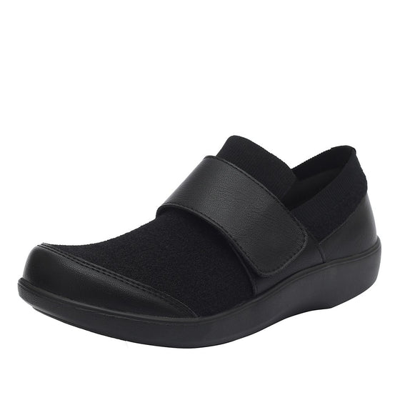 Qwik Cozy Black slip on smart shoes with Q-Chip™ technology. QWI-5006_S1