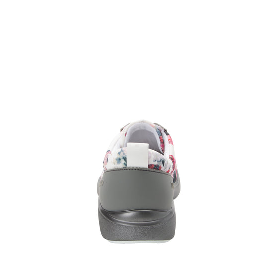 Qest Fauna lace up smart shoes with Q-Chip™ technology. QES-5195_S3