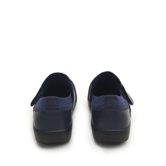 Qwik Cozy Navy slip on smart shoes with Q-Chip™ technology. QWI-5496_S4