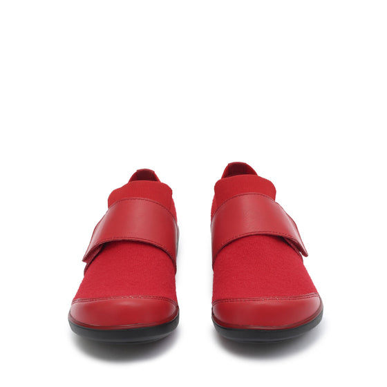 Qwik Cozy Red slip on smart shoes with Q-Chip™ technology. QWI-5905_S7