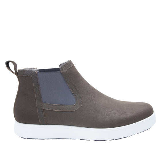Sliq smart slip-on boot that has the comfort of your favorite sneaker. SLI-M7051_S2