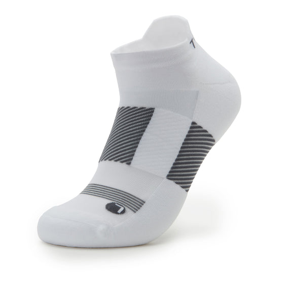 TRAQ Q-Flow arch compression socks built for performance and comfort. TRA-91702_S1