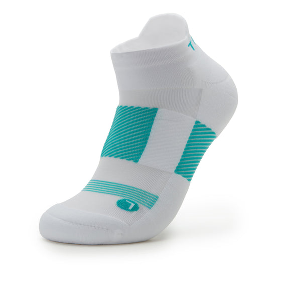 TRAQ Q-Flow arch compression socks built for performance and comfort. TRA-91703_S1