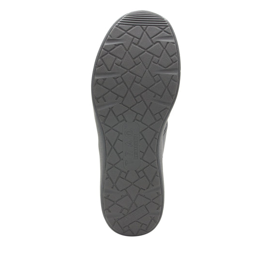 Qarma Charcoal smart shoes with Q-Chip™ technology. QAR-M7478_S5