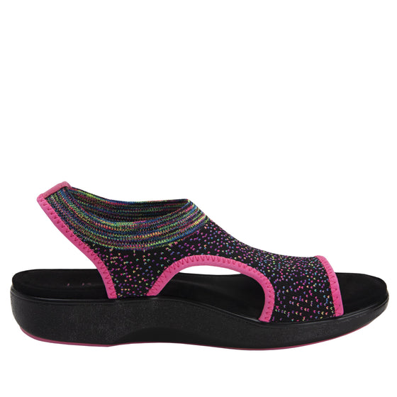 Qeen Funplex Purple slip on sandal with Q-Chip™ technology. QEE-5505_S2
