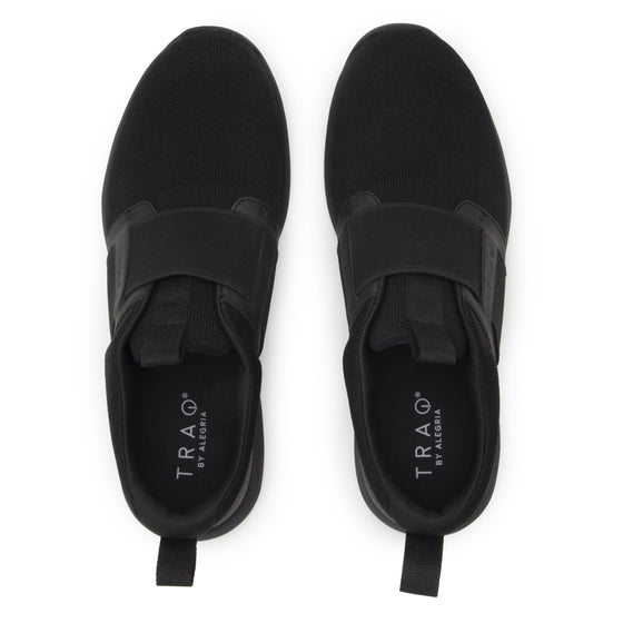 Volition mens smart shoes with Q-Chip™ technology on Q-Flow™ outsole. VOL-M7000_S6