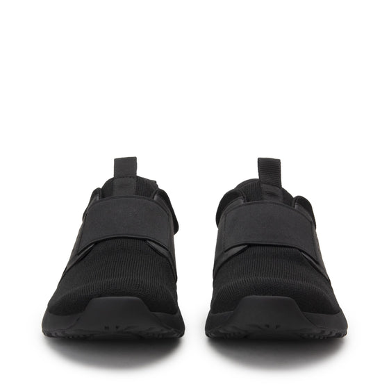 Volition mens smart shoes with Q-Chip™ technology on Q-Flow™ outsole. VOL-M7000_S8